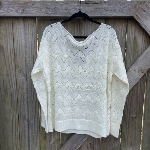 Andree by Unit Francine Boho Open Knit Slouchy Crocheted Sweater - Picture 10 of 14